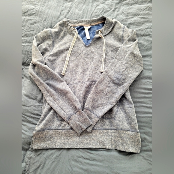 Green Tea Brand Gray Kangaroo Pocket Fleece Pullover with Drawstring Sz Small - Picture 1 of 5